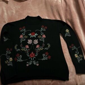 Like new WYLD HEART Floral Embroidered Black lightweight Sweater